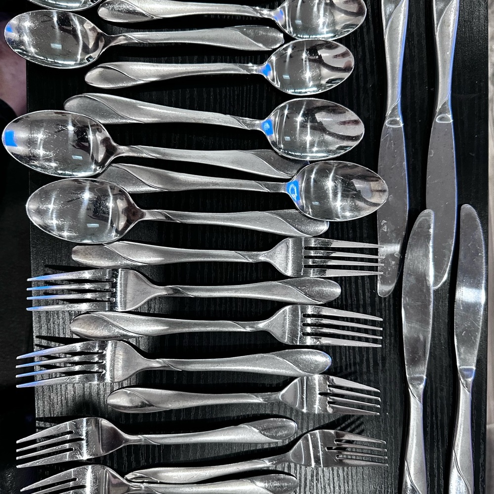 Cambridge SWIRL SAND SS Flatware 20 Piece Lot Satin & Gloss Service for 4 plus
